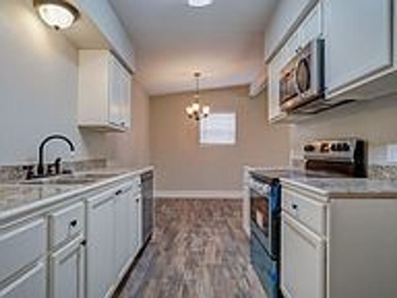 4306 30th St - Photo 5 of 20