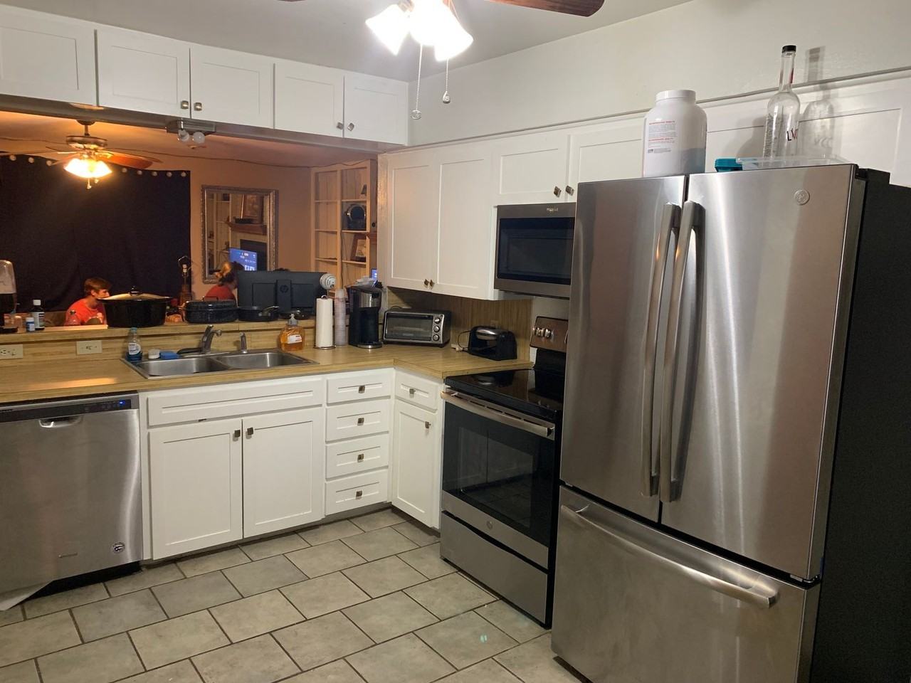 4311 29th St - Photo 4 of 11