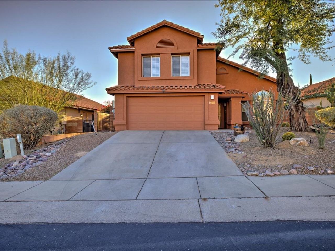 10527 N Camino Rosas Nuevas - Photo 2 of 44