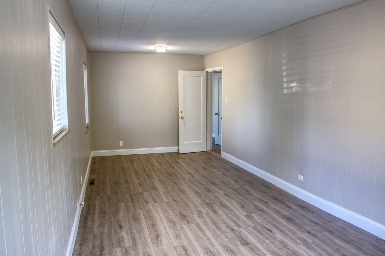 2870 Grape St - Photo 7 of 14