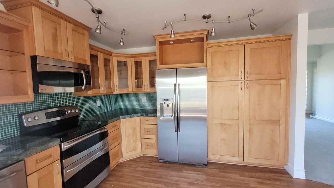 144 Roper Ct - Photo 7 of 39