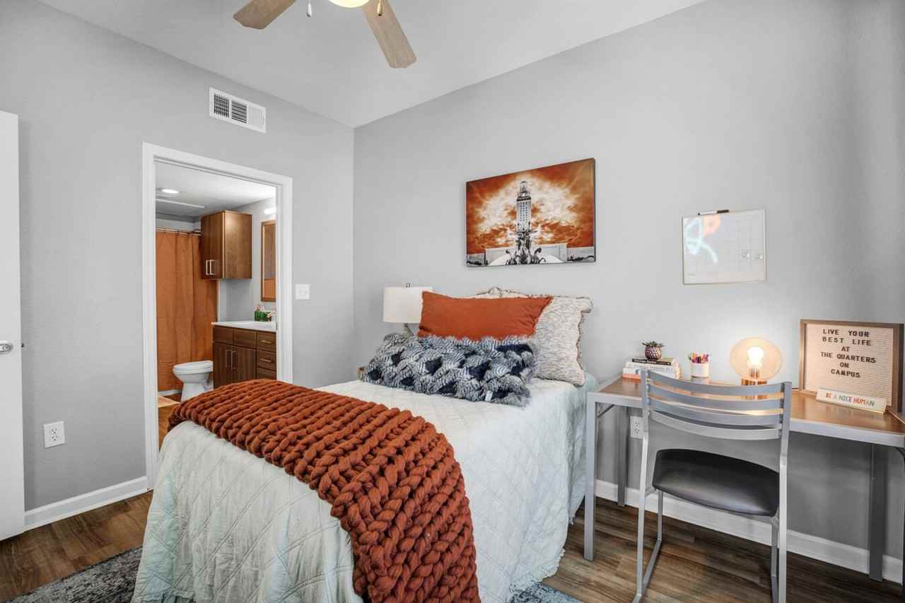 709 W 22nd St #323 - Photo 4 of 5