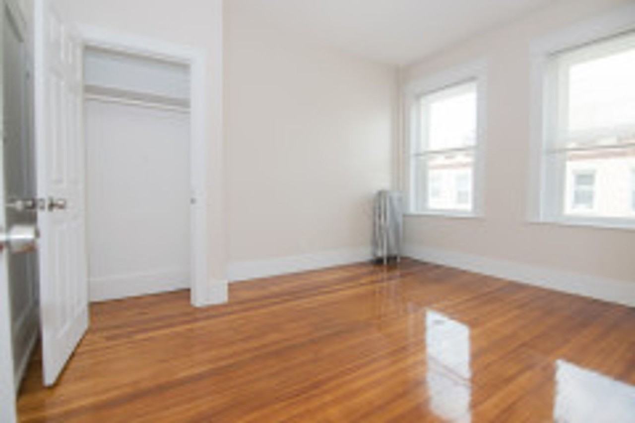 40 Brighton Avenue - Photo 6 of 16