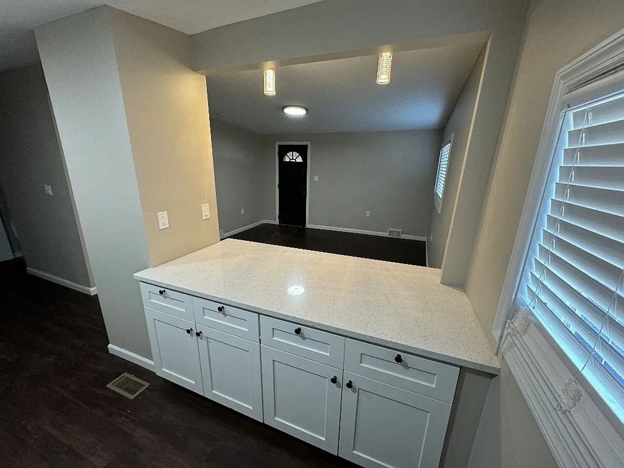 118 Abner Ave - Photo 3 of 10