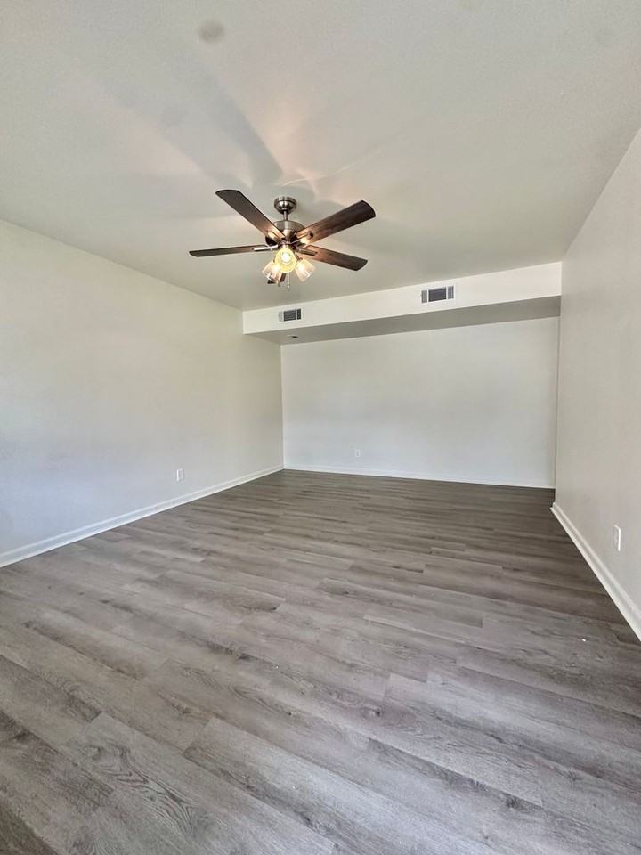 2632 Raney St - Photo 6 of 15