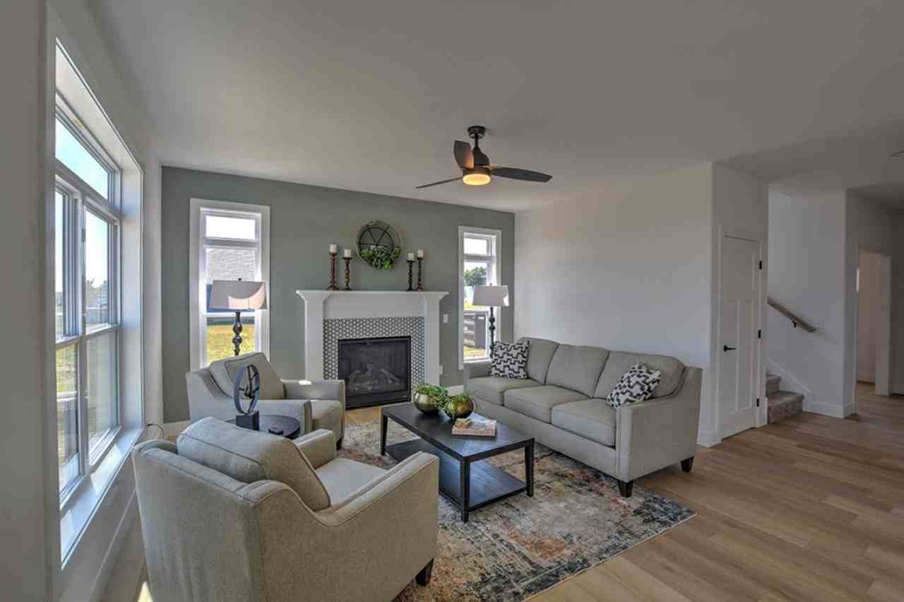 230 Lea Ln - Photo 3 of 14