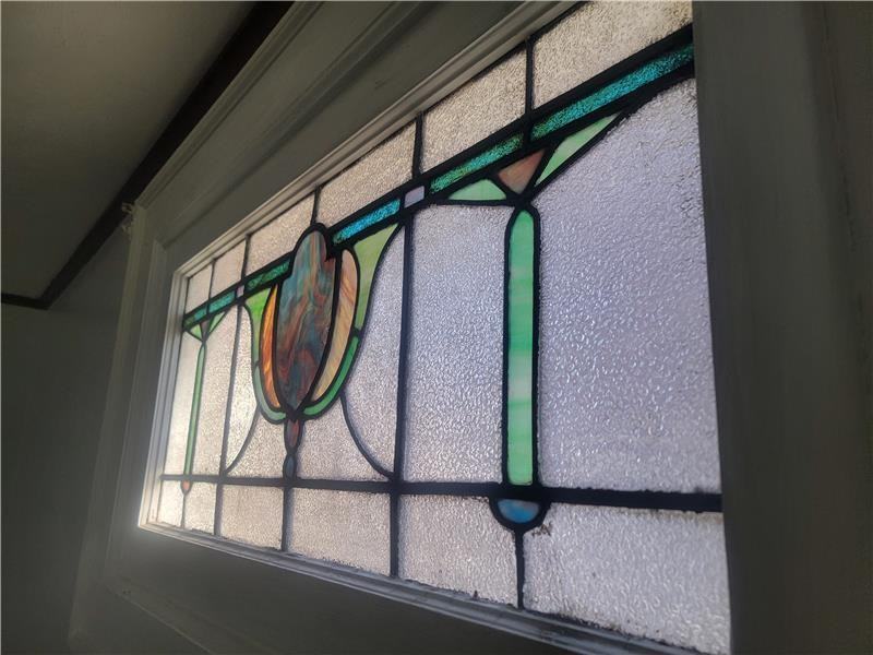 1860 Oak St - Photo 2 of 18