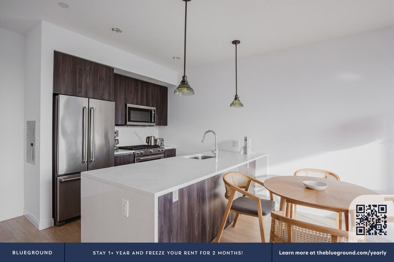 255 Brunswick St #1690 - Photo 7 of 36