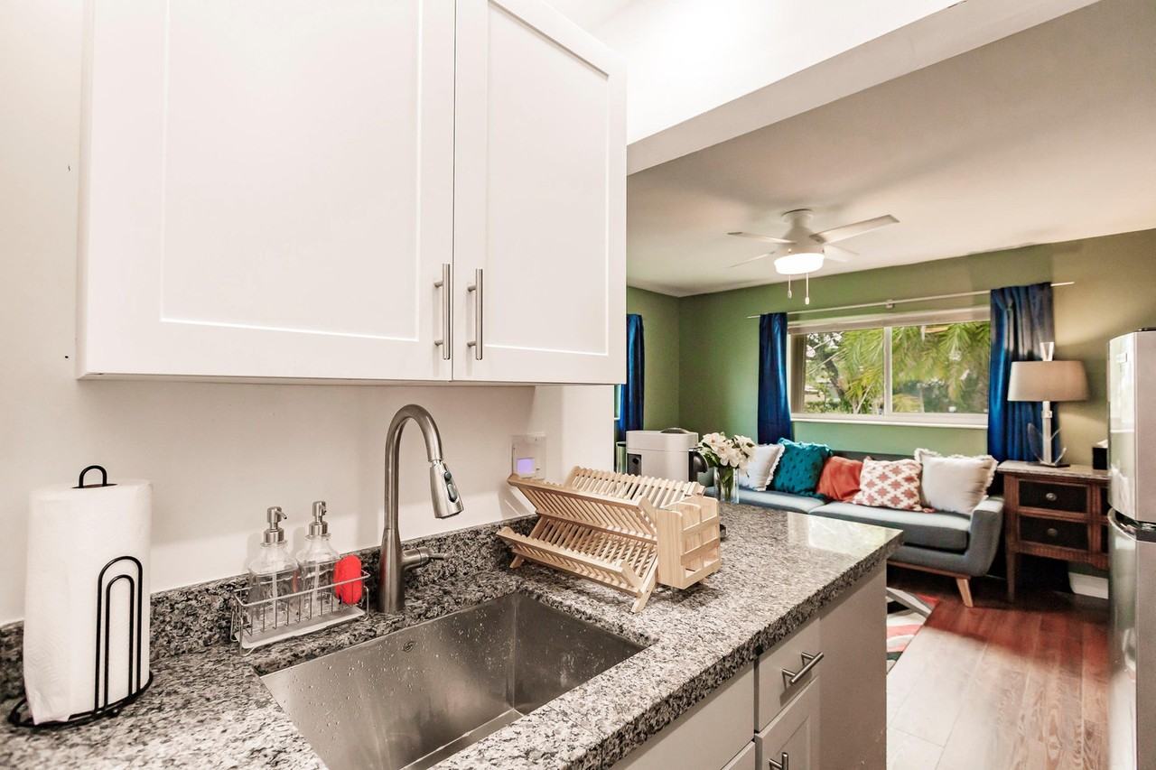 2108 Hollywood Boulevard #1010592P - Photo 3 of 22