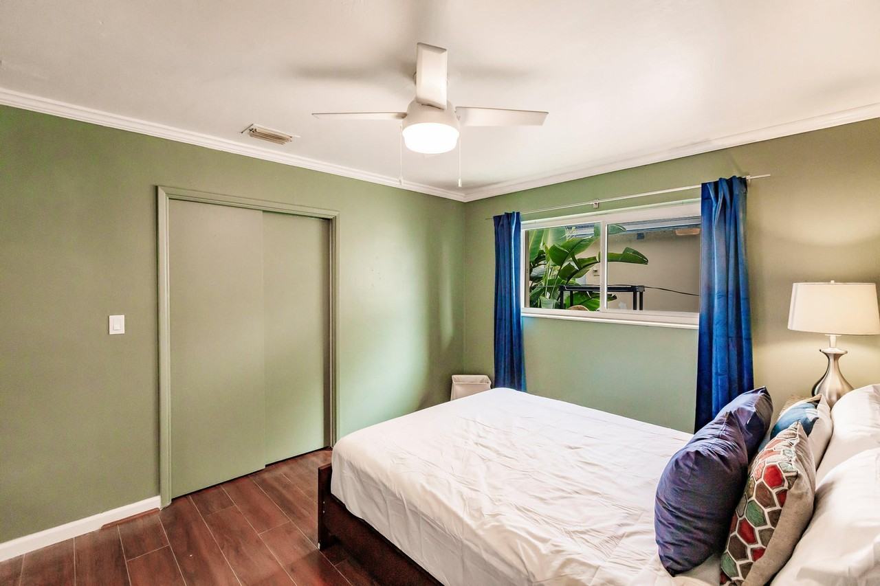 2108 Hollywood Boulevard #1010592P - Photo 6 of 22