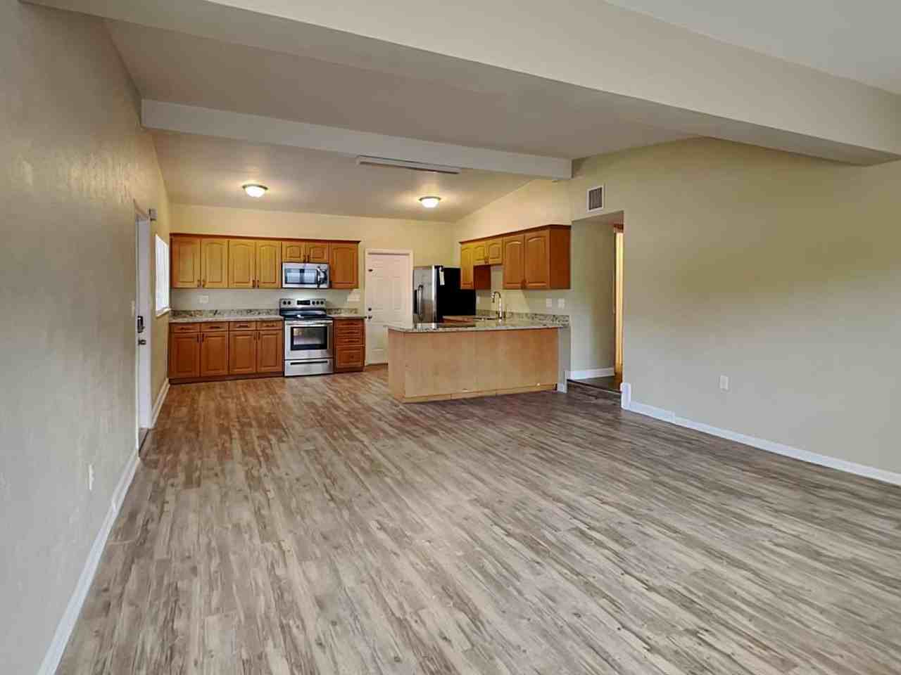 3360 Sw 20th St - Photo 3 of 17