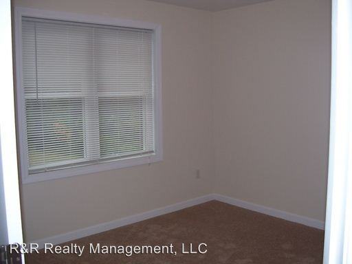 12 Hazel Street - Photo 3 of 13