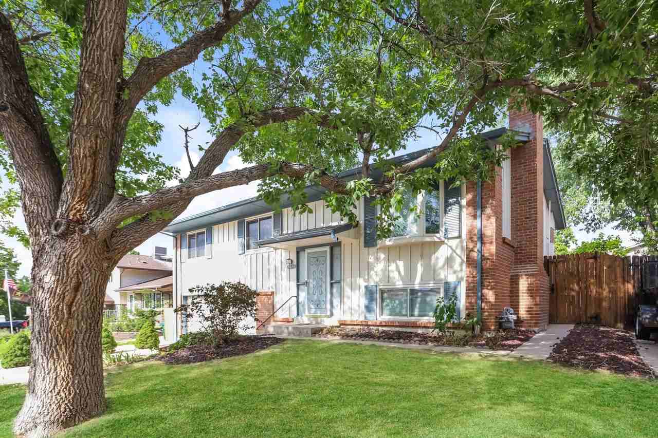 3076 S Quintero Way - Photo 2 of 16