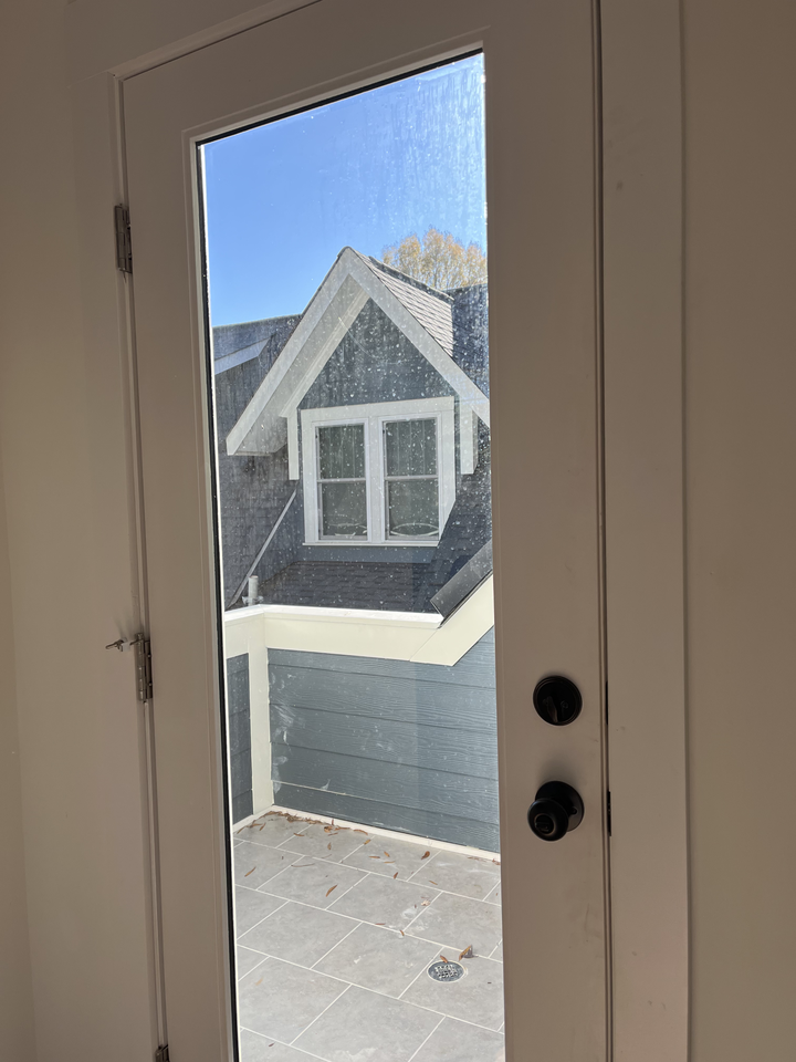 567 Scaleybark Rd - Photo 2 of 9