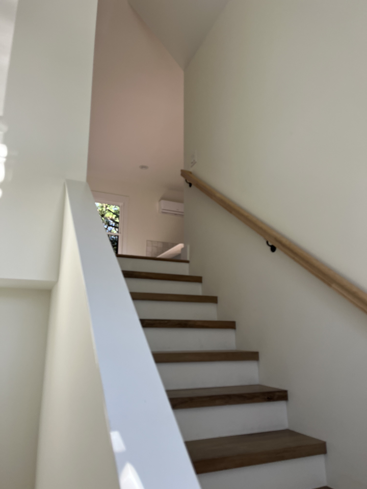 567 Scaleybark Rd - Photo 3 of 9