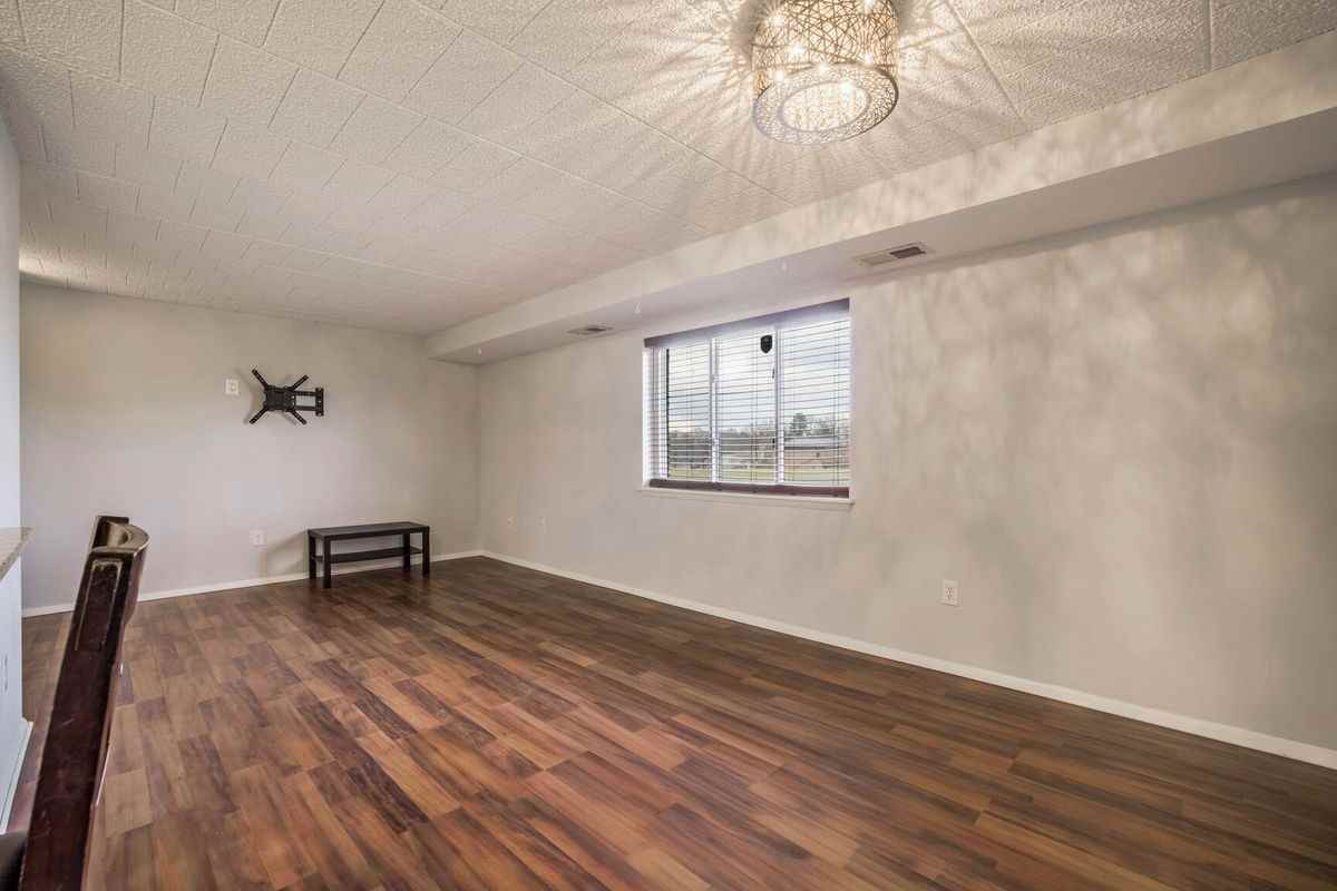 997 Heather Ridge Dr Unit C - Photo 3 of 14