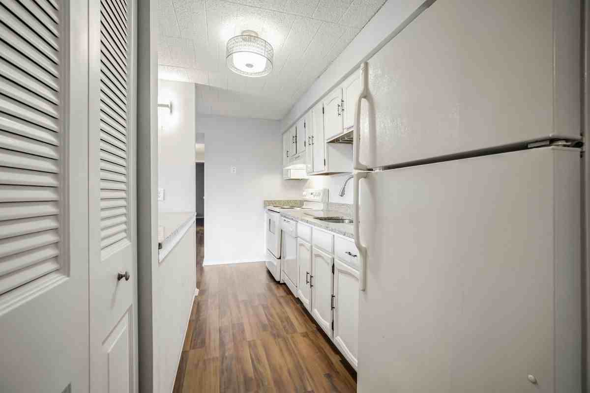 997 Heather Ridge Dr Unit C - Photo 7 of 14