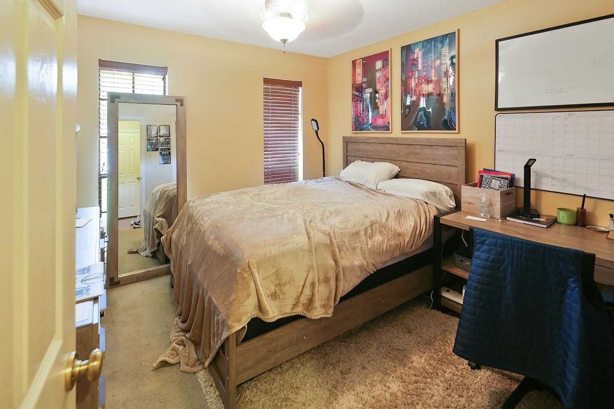 1406 Angelina Cir - Photo 3 of 25