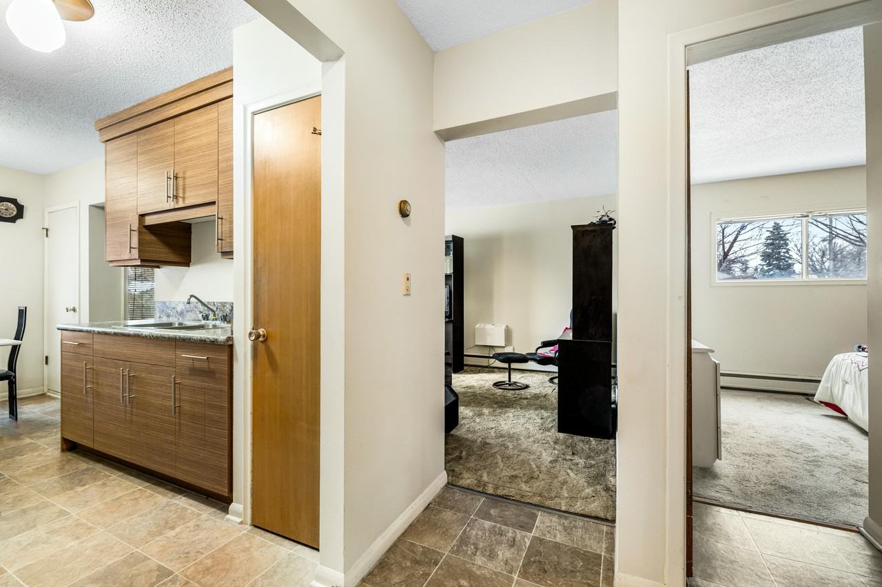 173 Procter Place #7 - Photo 3 of 14