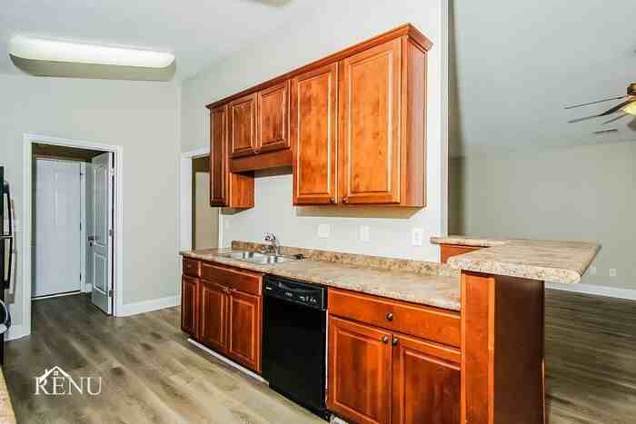 4712 Carrington Blvd Se - Photo 3 of 18