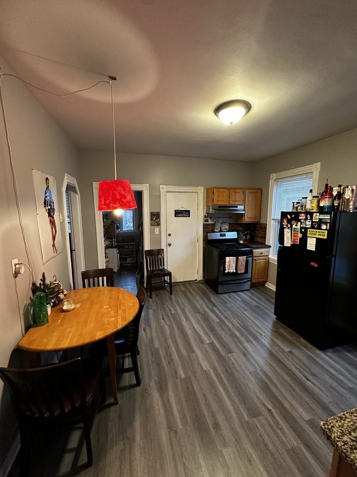 20 Lawn St #3 - Photo 6 of 24