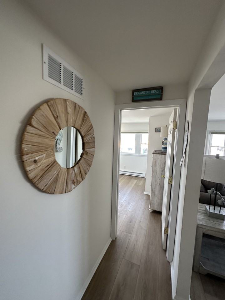 3100 W Brigantine Ave - Photo 7 of 9