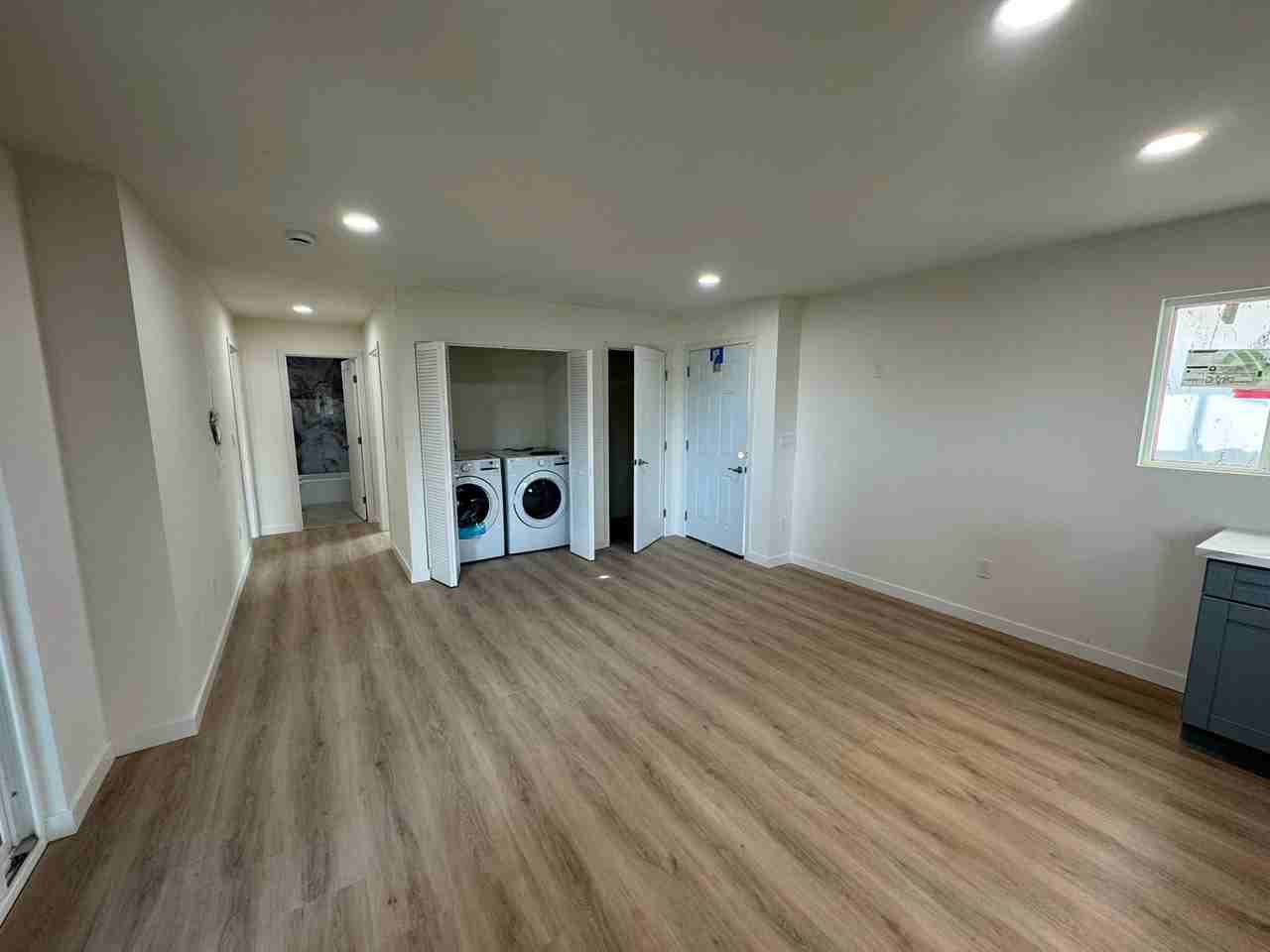 1753 Winnett St #NA - Photo 2 of 17