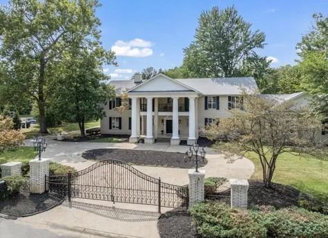 8904 Ayrshire Ave #NA - Photo 2 of 15