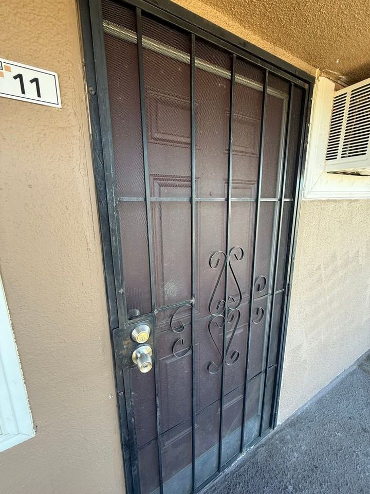 2503 Edison Ave - Photo 6 of 18