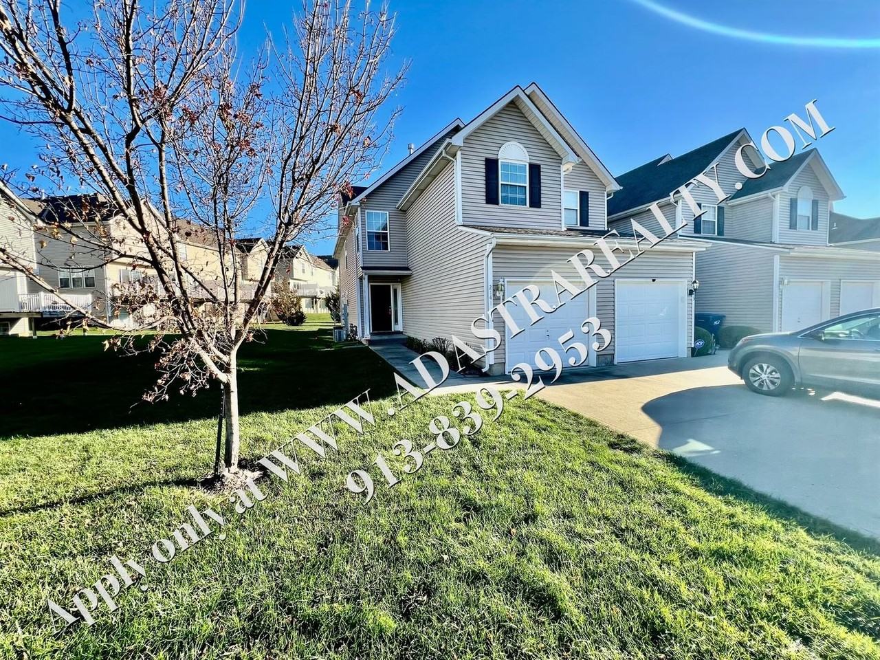 2141 Sw Rambling Vine Rd - Photo 2 of 26