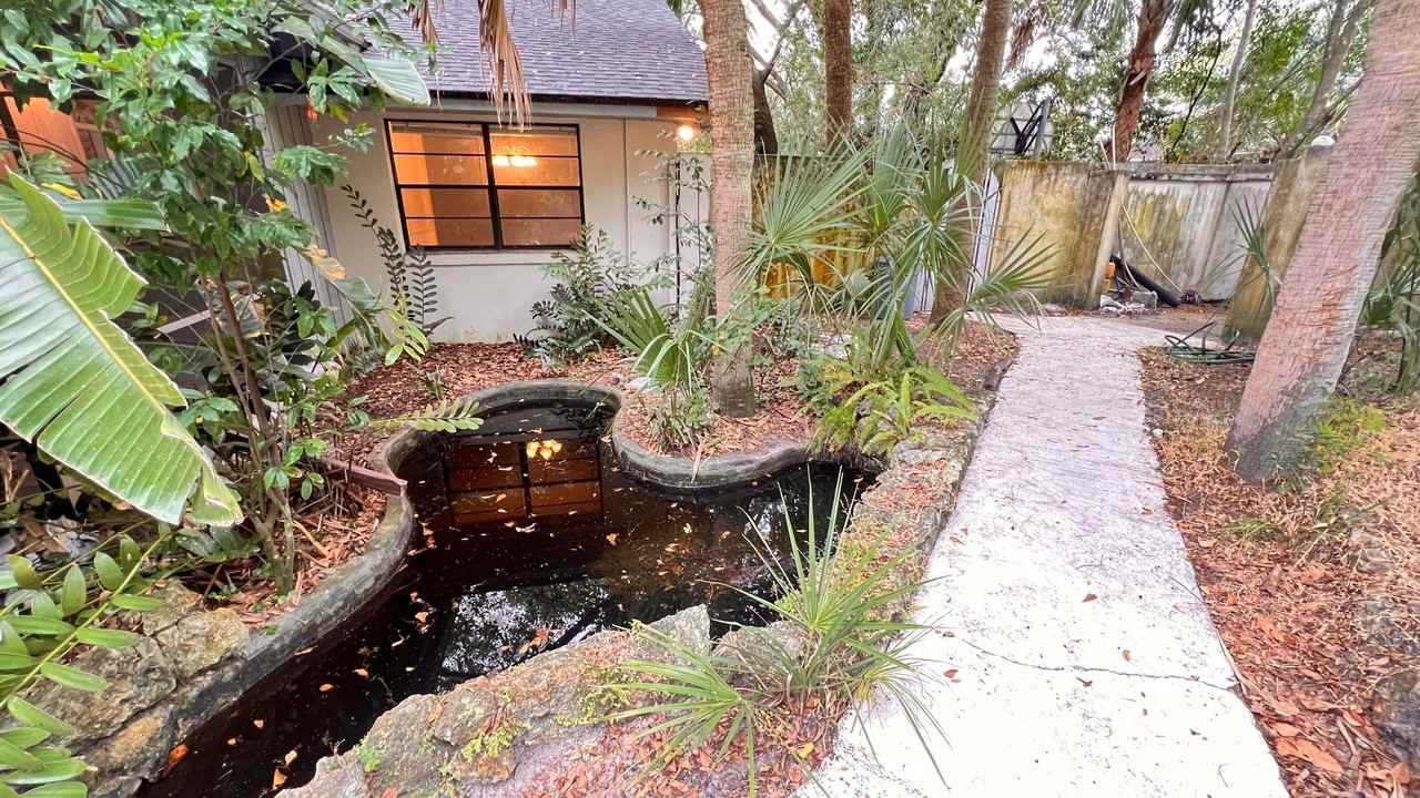 909 Gazell Trl - Photo 3 of 46