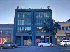 featured image of 252 9th St #203