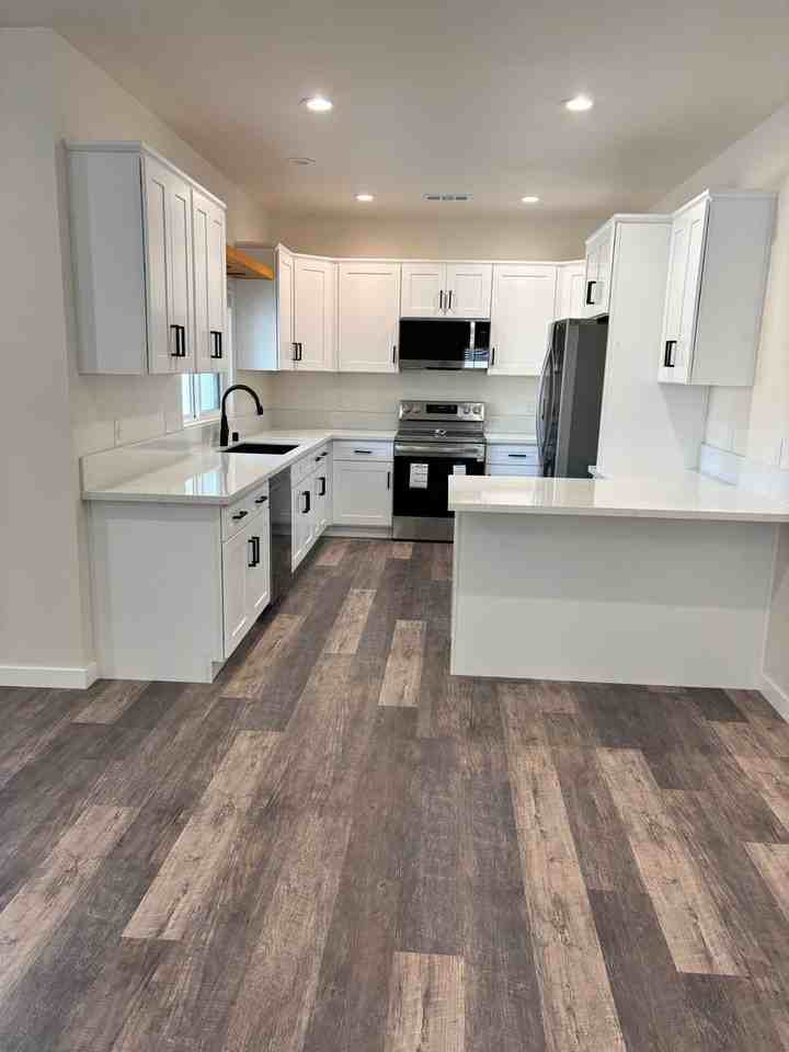 767 Ash Ave - Photo 3 of 23