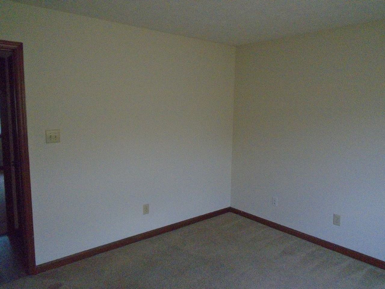 5927 Notblake St - Photo 7 of 13