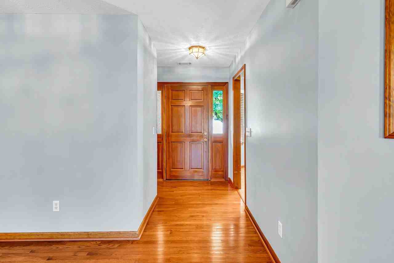 115 La View Rd - Photo 7 of 32