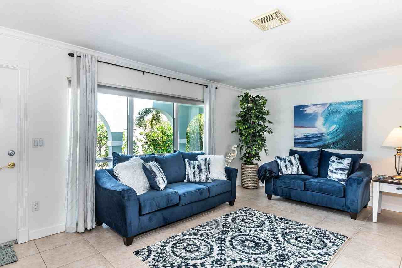 129 Cousley Dr Se - Photo 6 of 48