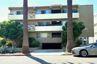 111 - 7530 Hampton Ave - Photo 1 of 1