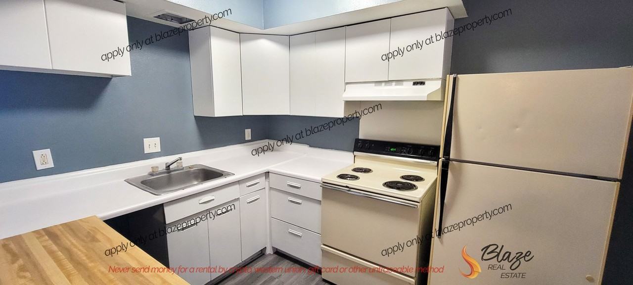 Broadstone Apartments - Photo 5 of 7