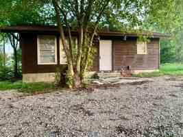 featured image of 2121 Windy Hill Rd