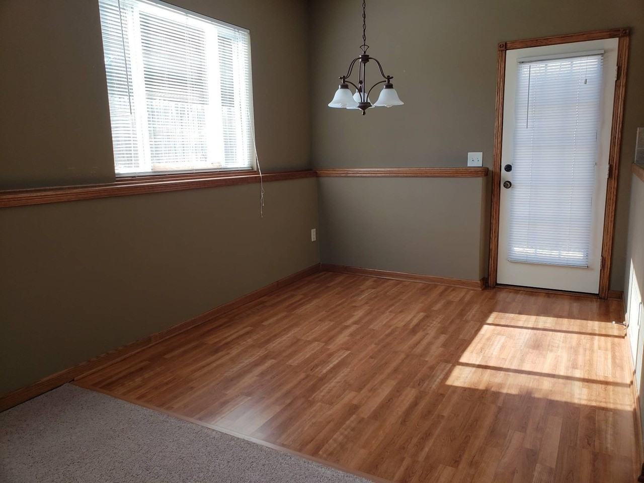 731 Cypress St - Photo 4 of 16