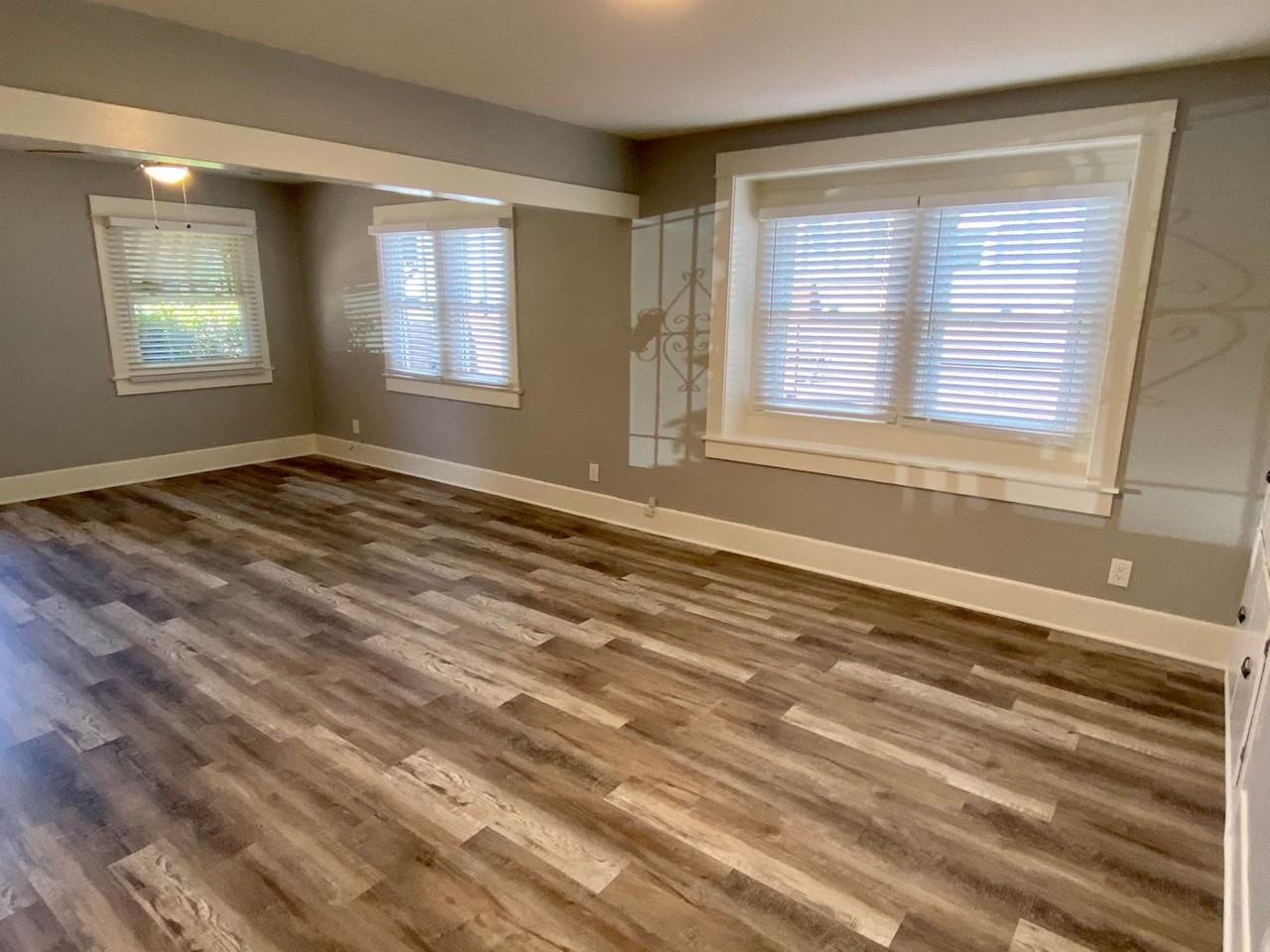 3741 10th Ave - Photo 5 of 27