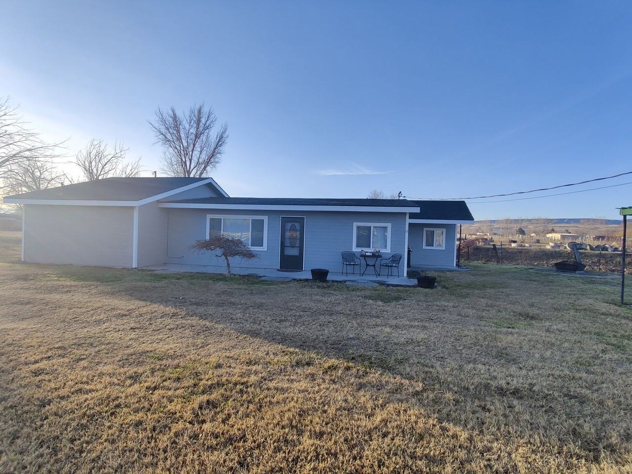 219205 E Bowles Rd - Photo 2 of 27