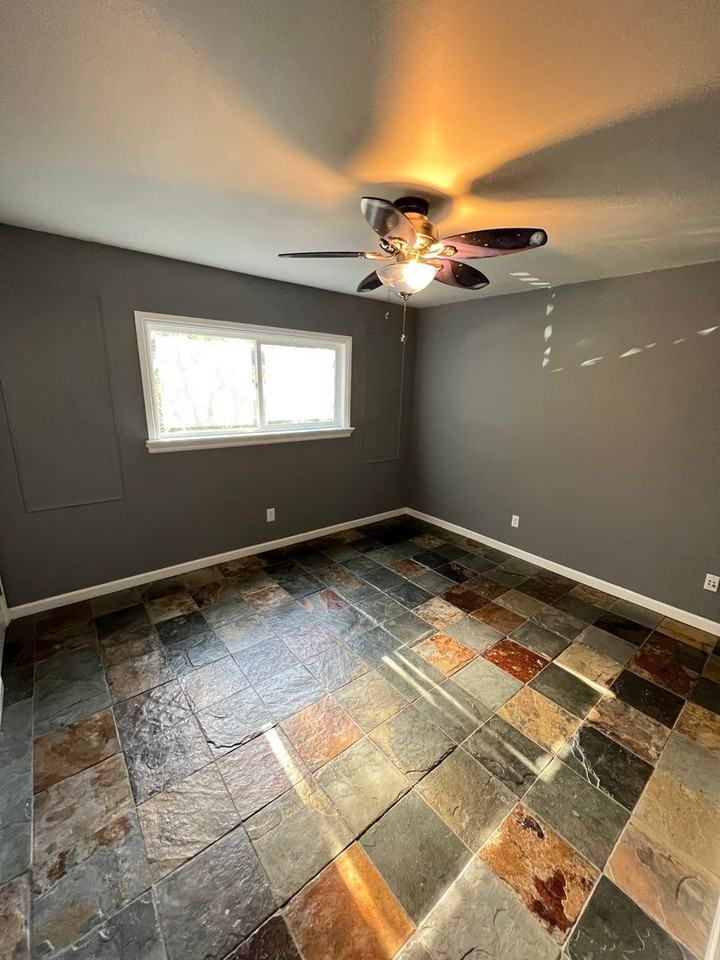 13277 Lakeview Granada Dr - Photo 6 of 20