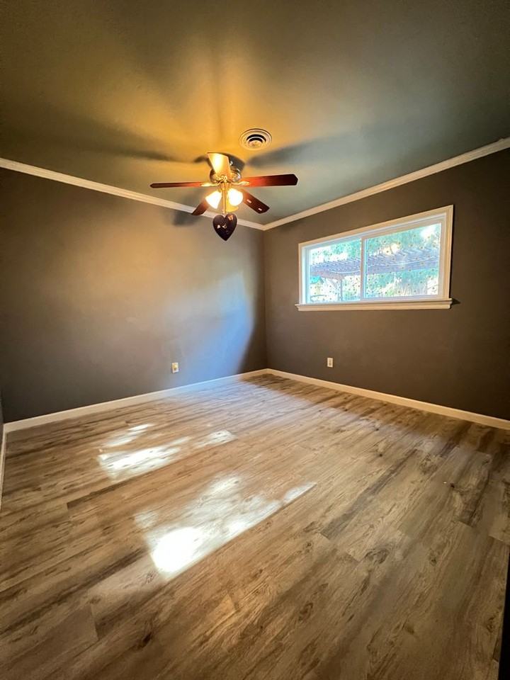 13277 Lakeview Granada Dr - Photo 7 of 20