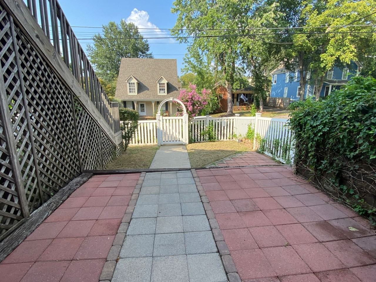 1612 Boscobel St - Photo 3 of 21