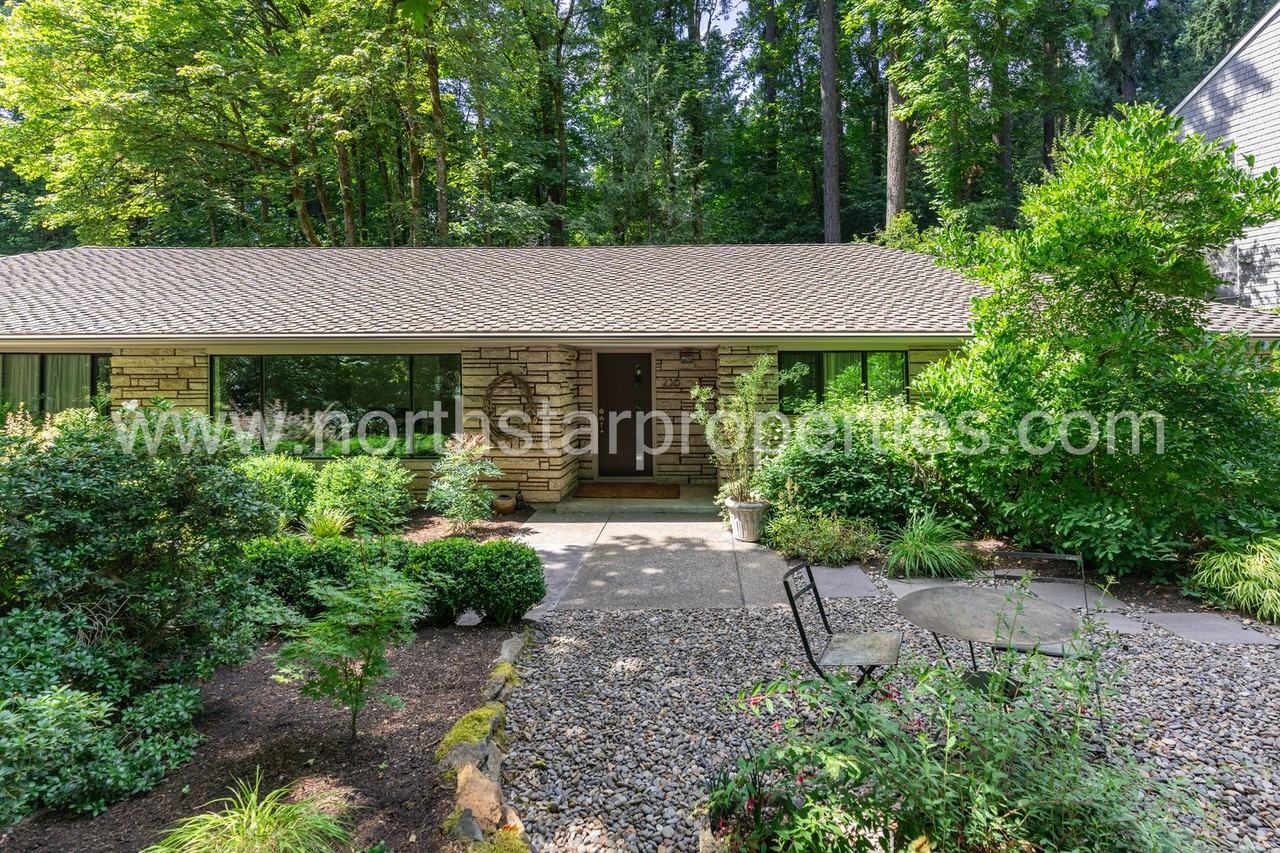 236 Pine Valley Rd - Photo 2 of 42