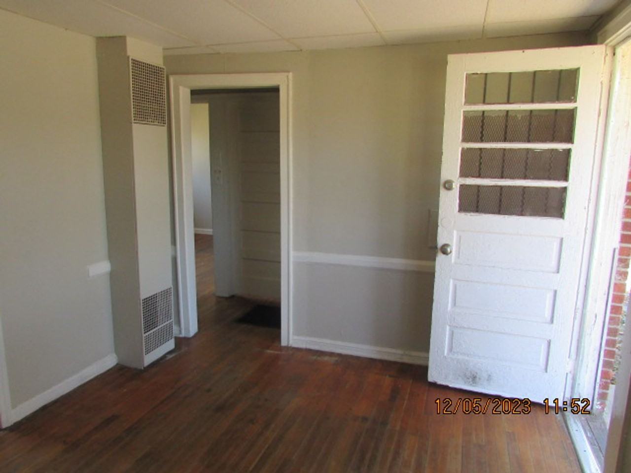 205 Highland Avenue - Photo 3 of 6