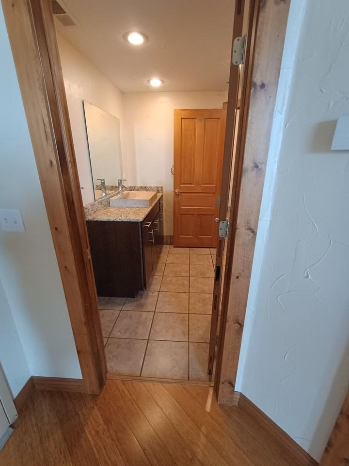 213 W Olive St #203 - Photo 4 of 14