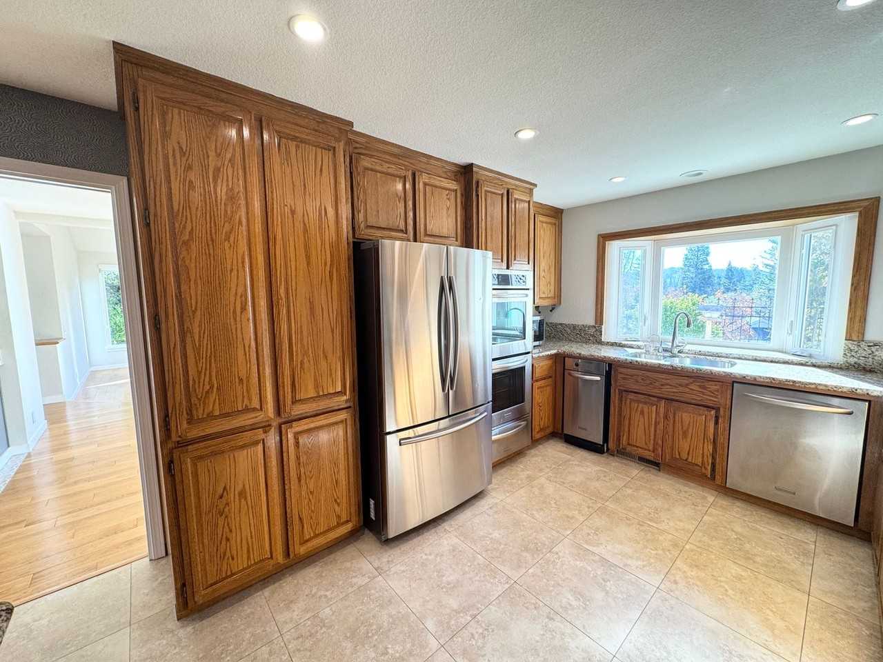 301 Sequoia Ter - Photo 3 of 25