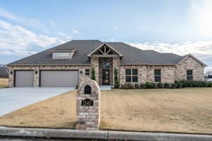 featured image of 1340 E Teresa Ave